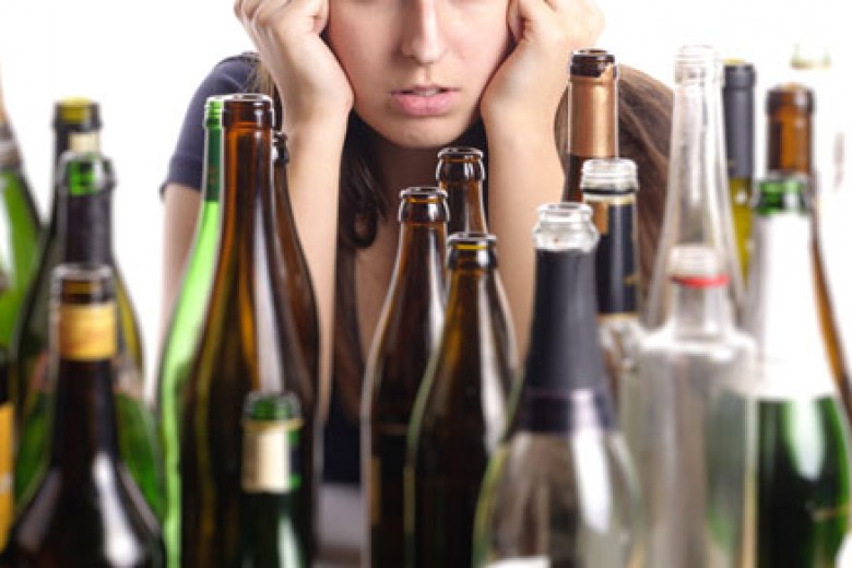 Alkoholik Perempuan Jadi Epidemi Global?