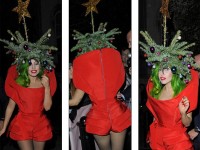 Ini Pohon Natal atau Lady Gaga?