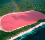 Danau Unik Berwarna Pink