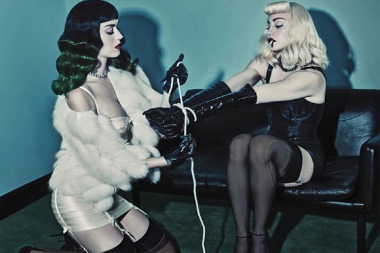 Foto-foto ‘Nakal’ Madonna dan Katy Perry