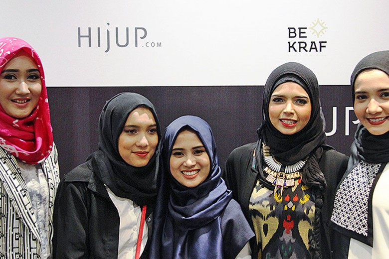 4 Desainer Promosikan Busana Muslim di Inggris