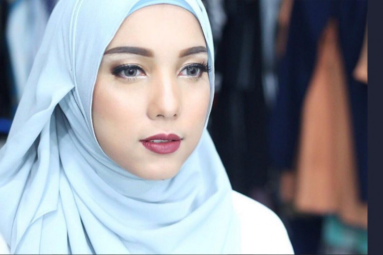 Tren Fesyen Hijab Ala Jenahara Nasution