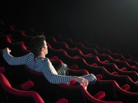 Mengapa Jumlah Penonton Bioskop Masih Rendah?