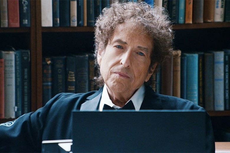 Bob Dylan Raih Nobel Sastra