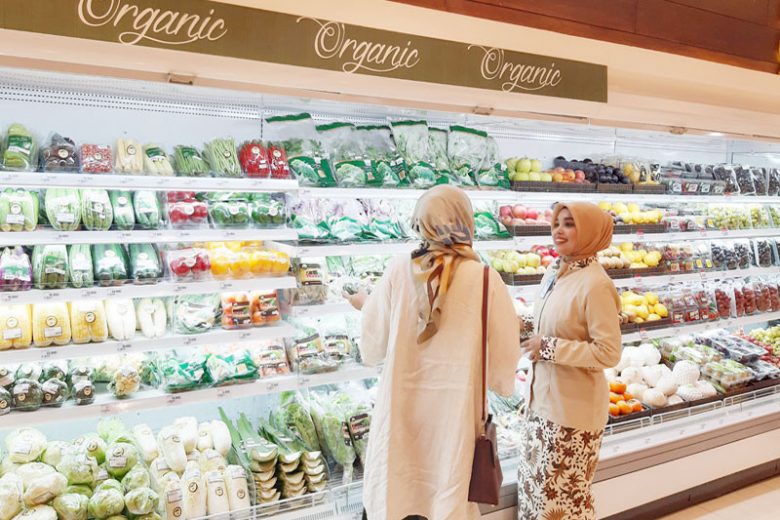Strategi Hero Supermarket Bertahan di Ritel Offline