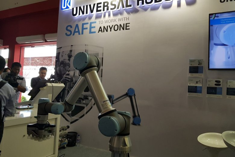 Universal Robots Lirik Peluang ‘Cobot’ di Indonesia