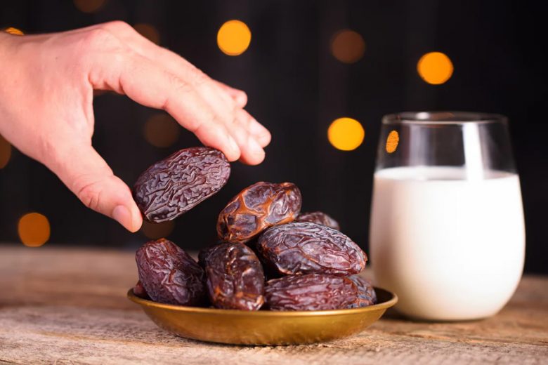 Penuhi Nutrisi saat Ramadan dengan Susu Kurma
